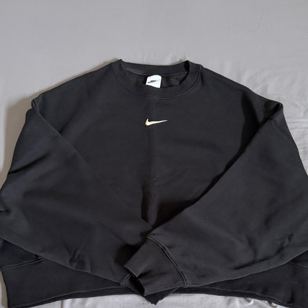 Nike Women’s Phoenix Fleece